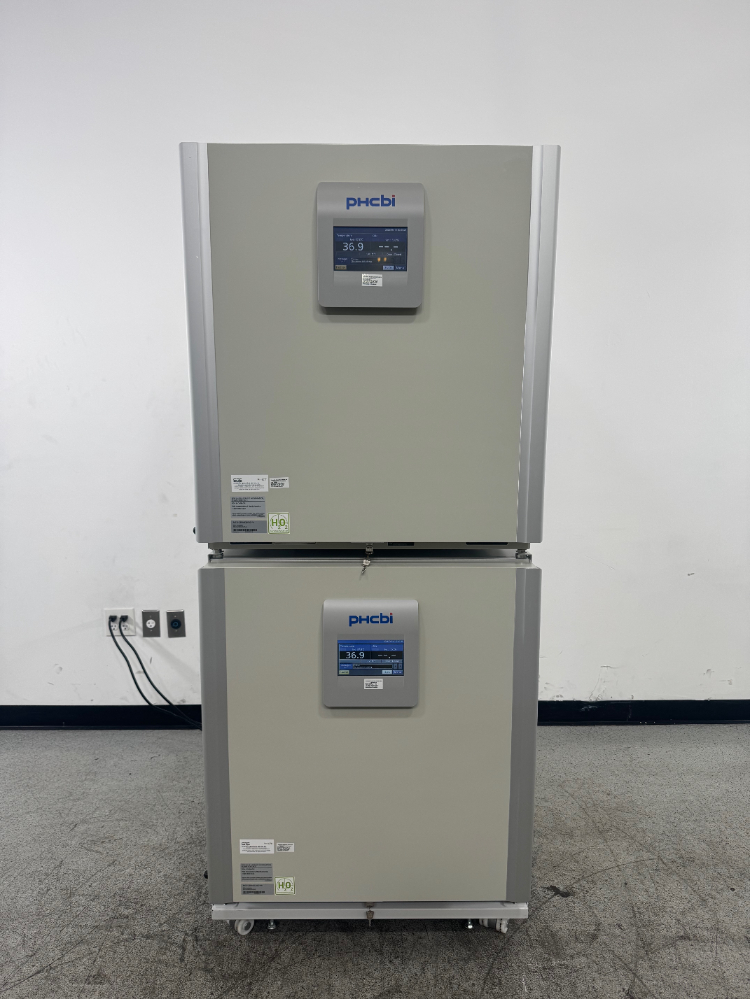 Image of PHCBI Doublestack CO2 Incubator